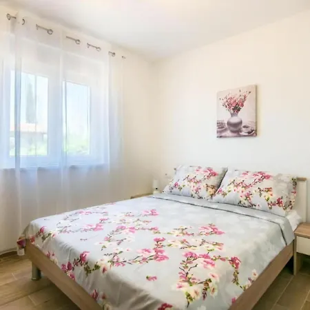 Haus Stella In Kapelica, Istrien Mit Privatem Pool *