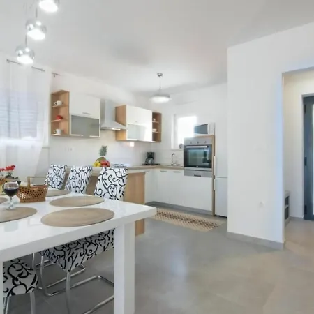 Holiday home Haus Stella In Kapelica, Istrien Mit Privatem Pool *