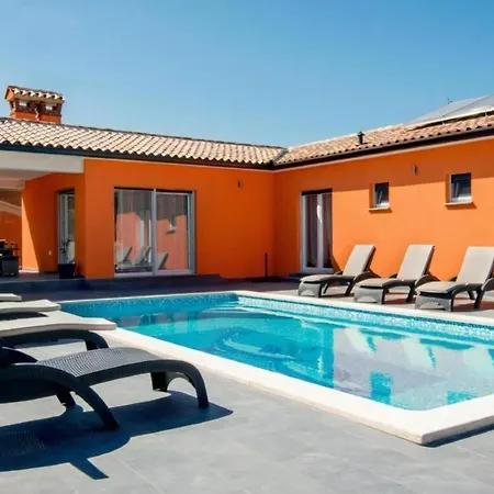 Haus Stella In Kapelica, Istrien Mit Privatem Pool Holiday home